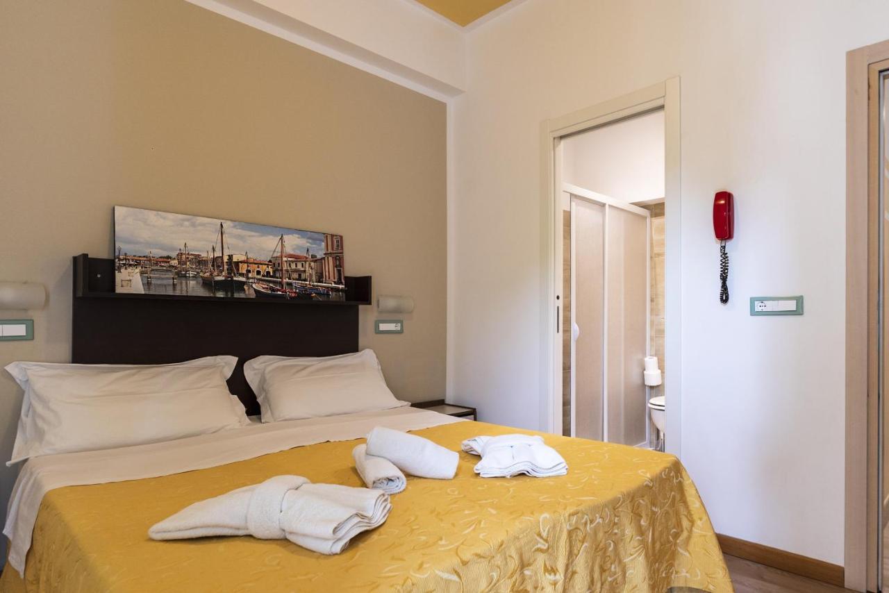 Hotel Corallo Garni Cattolica Exterior foto