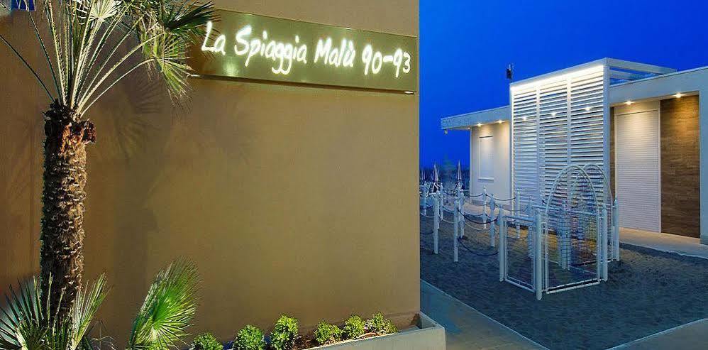Hotel Corallo Garni Cattolica Exterior foto